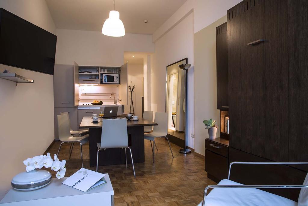 Key Inn Appart Hotel Belair Luxembourg Room photo